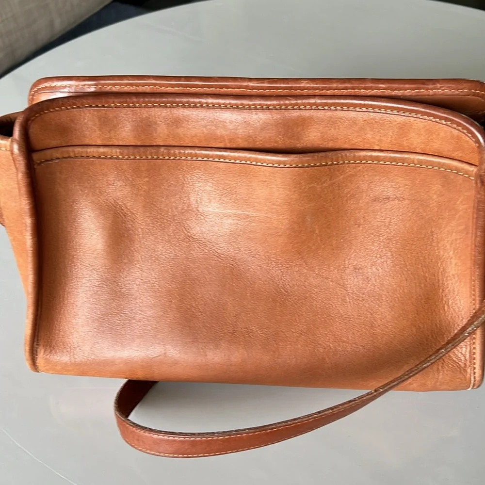 Coach Vintage Swagger 9338 Crossbody Bag - Picture 6 of 14